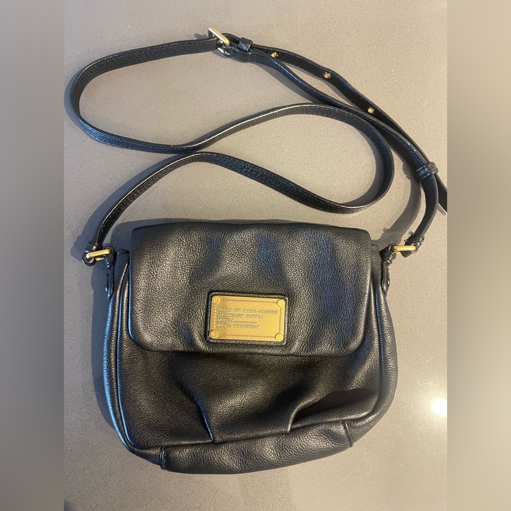 Marc Jacobs Black Leather Crossbody Bag
